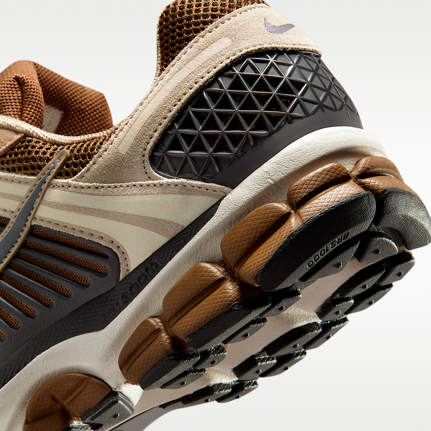 Zoom Vomero 5 Light British Tan
